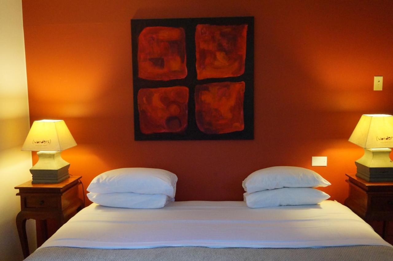 Wonders Boutique Hotel Oranjestad Esterno foto