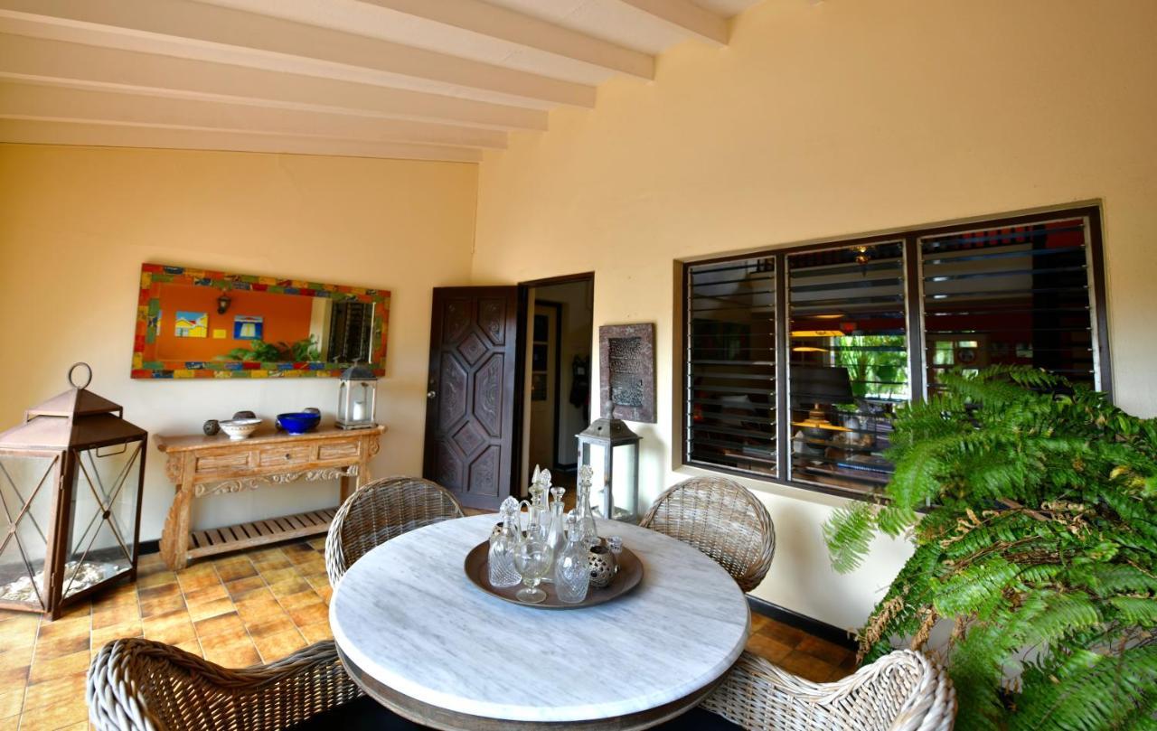 Wonders Boutique Hotel Oranjestad Esterno foto