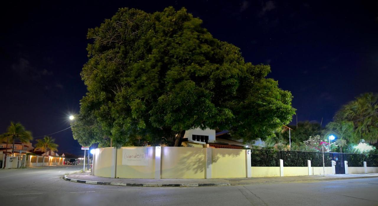 Wonders Boutique Hotel Oranjestad Esterno foto