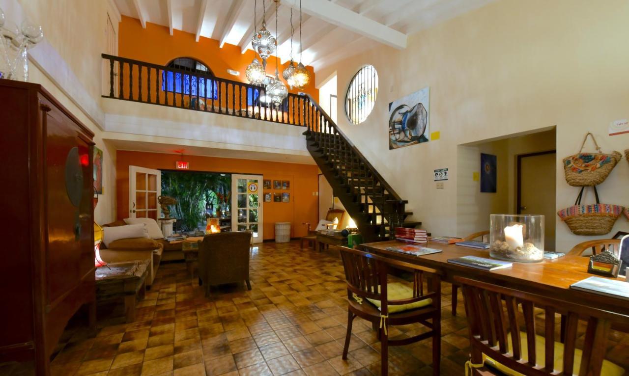 Wonders Boutique Hotel Oranjestad Esterno foto
