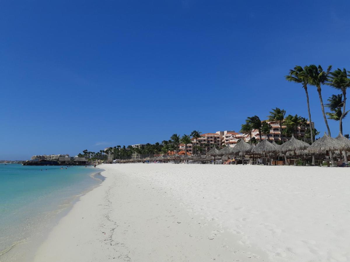 Wonders Boutique Hotel Oranjestad Esterno foto