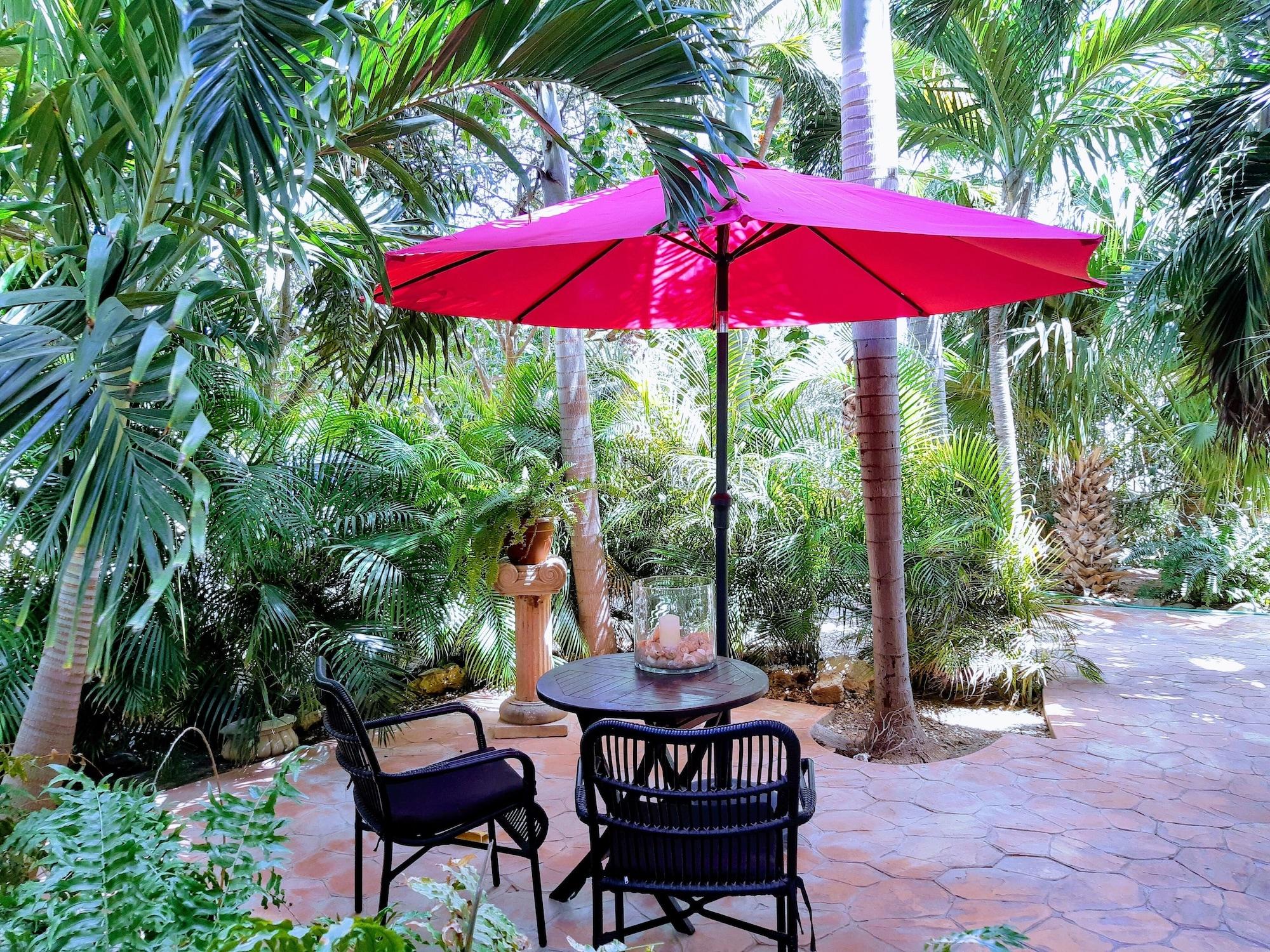 Wonders Boutique Hotel Oranjestad Esterno foto
