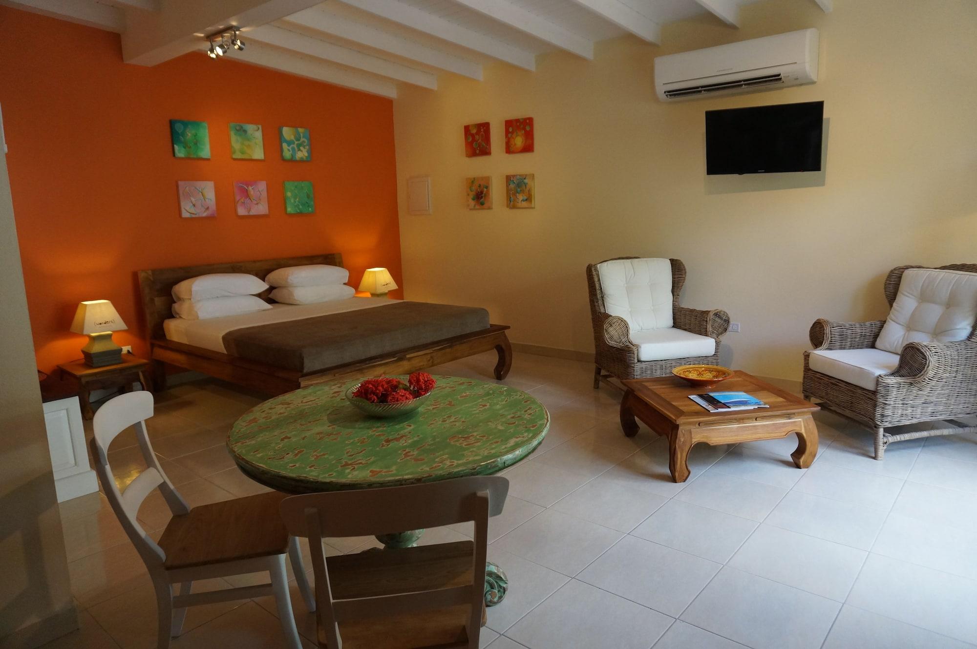 Wonders Boutique Hotel Oranjestad Esterno foto