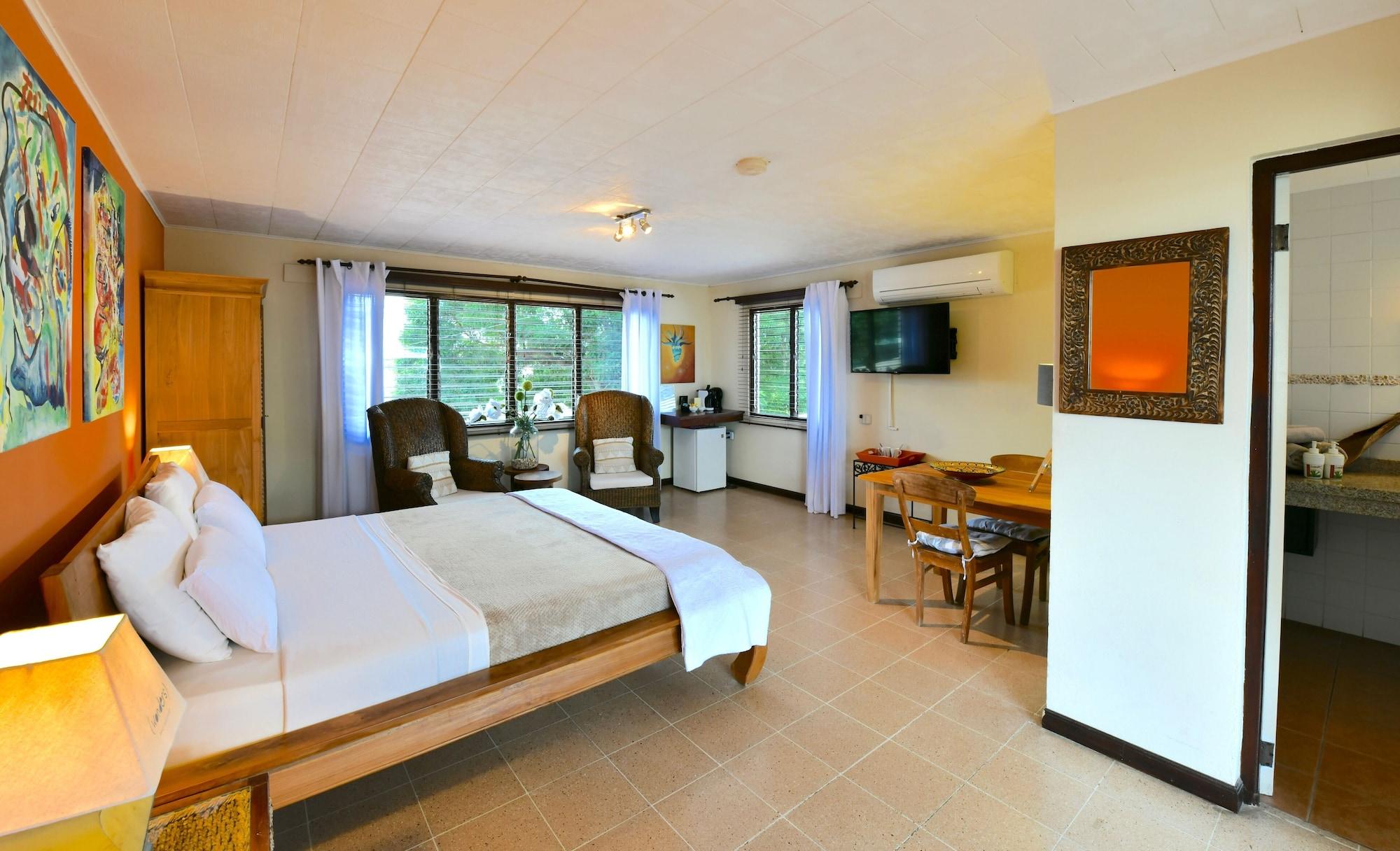 Wonders Boutique Hotel Oranjestad Esterno foto