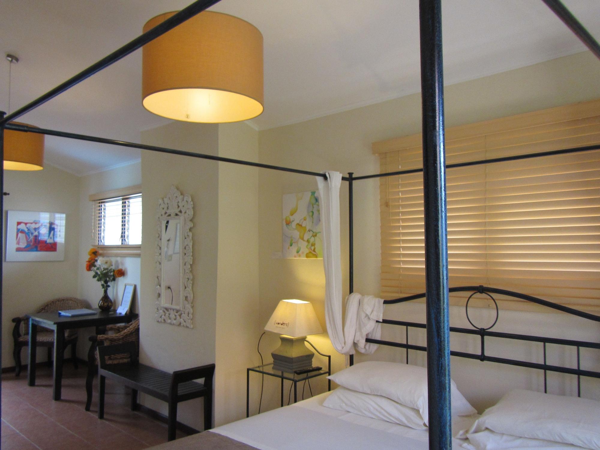 Wonders Boutique Hotel Oranjestad Esterno foto