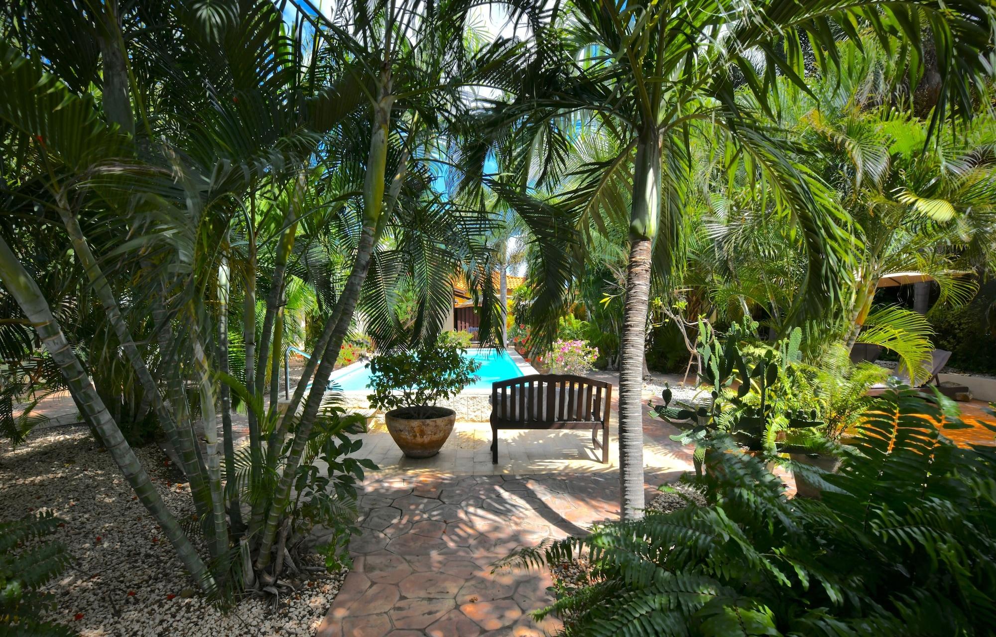 Wonders Boutique Hotel Oranjestad Esterno foto