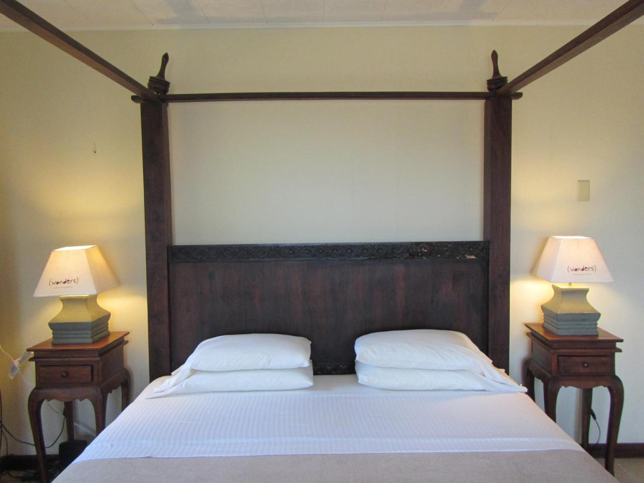 Wonders Boutique Hotel Oranjestad Esterno foto